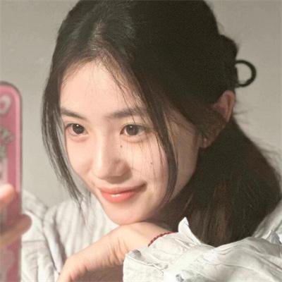 哈啰,我叫朵莉丝